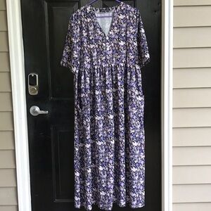 Another pretty floral mix.  Size XXL